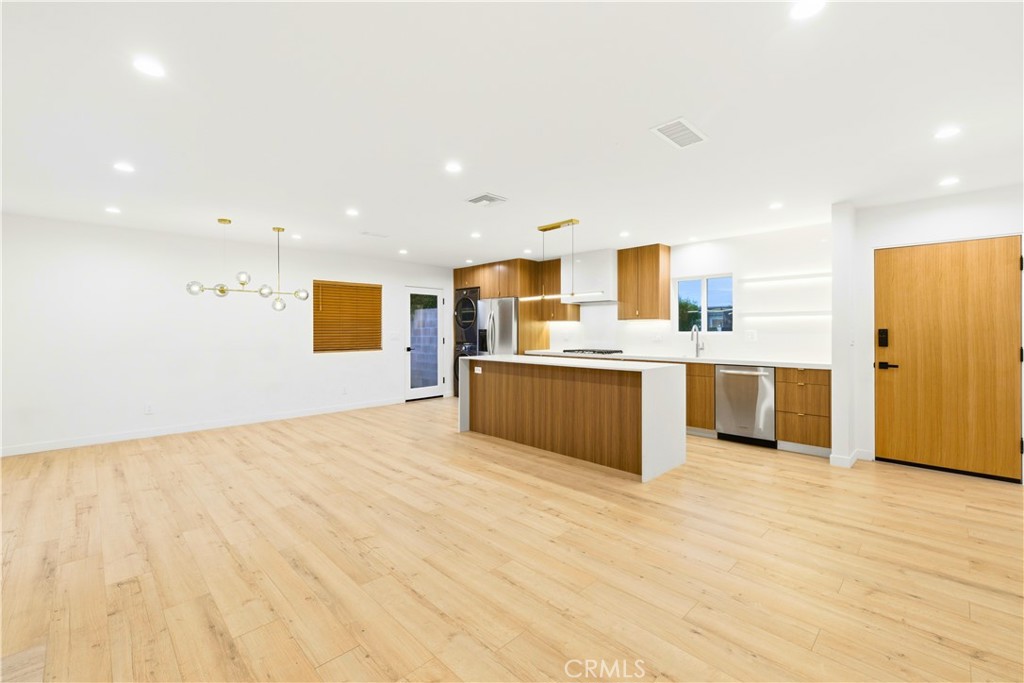 MLS #SR25259151 image #3