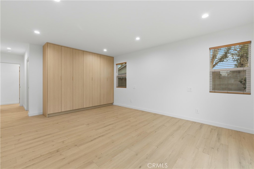 MLS #SR25259151 image #9