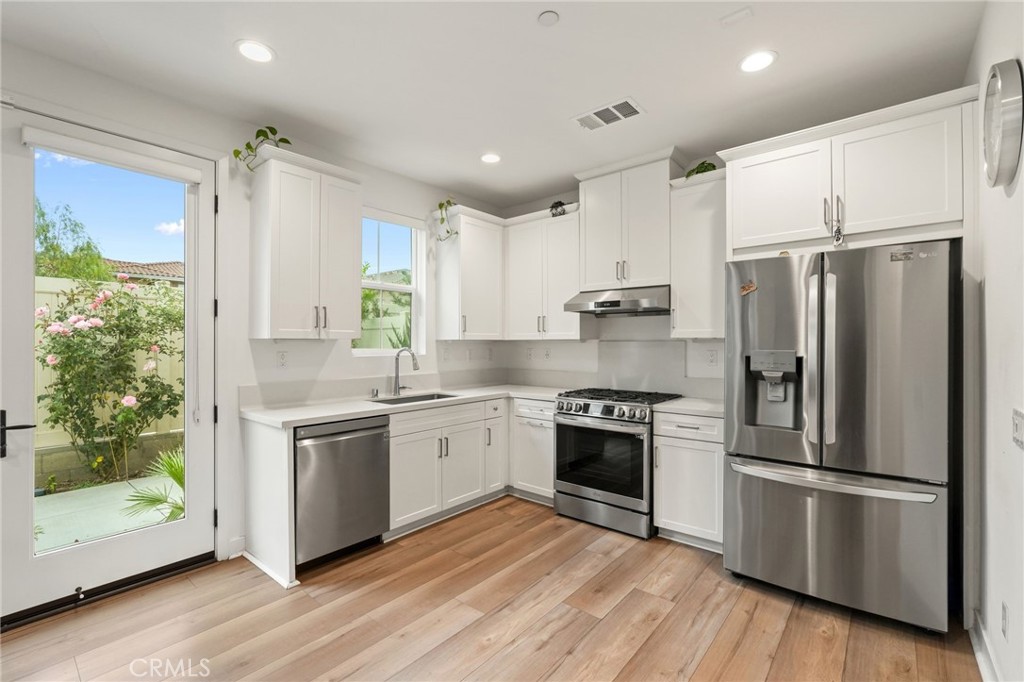 MLS #SR25259170 image #9