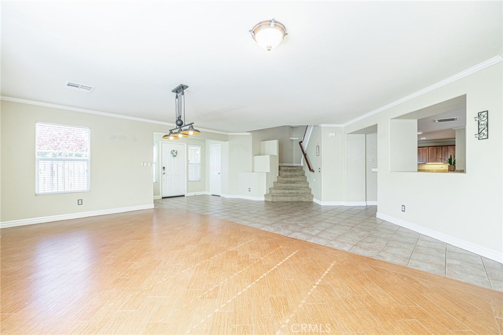 MLS #SR25259239 image #8