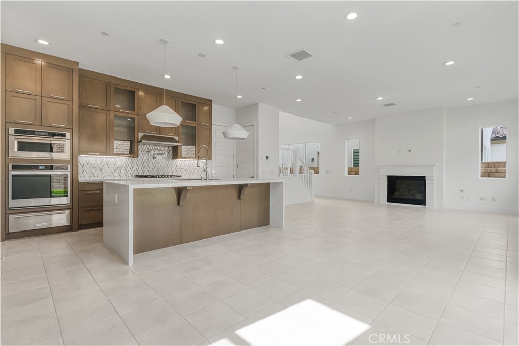 MLS #SR25259624 image #6