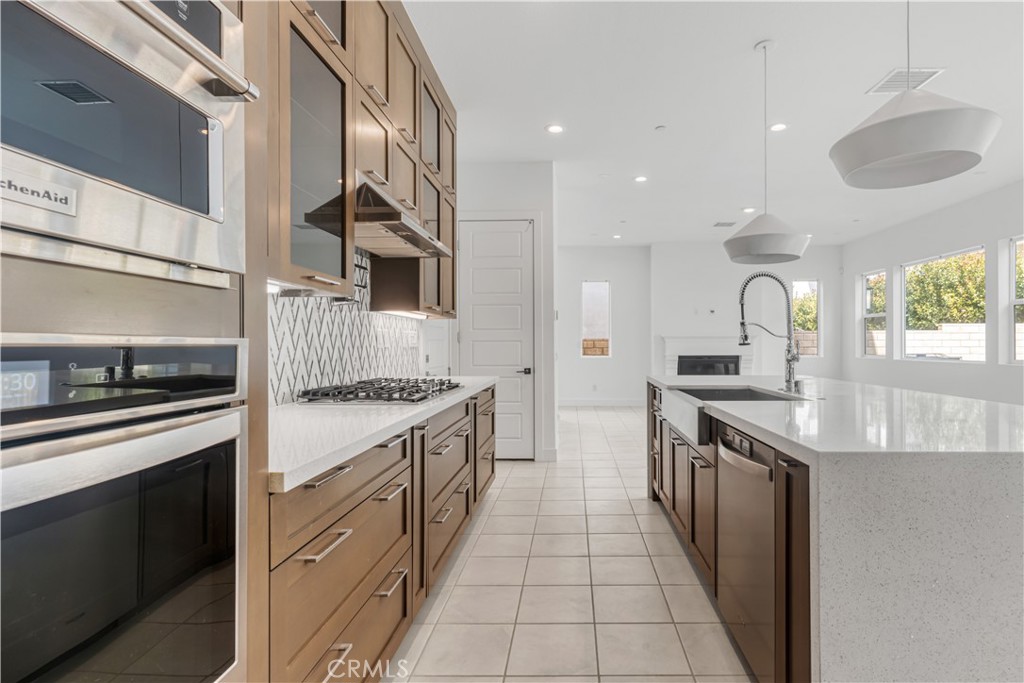 MLS #SR25259624 image #8