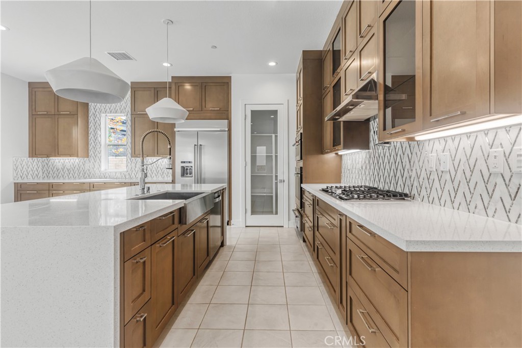 MLS #SR25259624 image #9