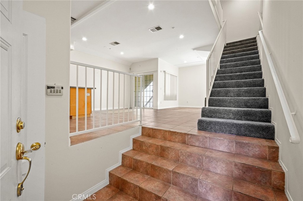 MLS #SR25259795 image #2