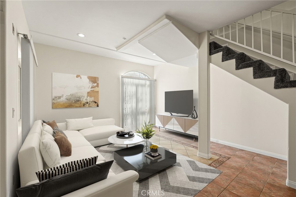 MLS #SR25259795 image #3