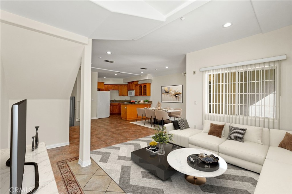 MLS #SR25259795 image #4