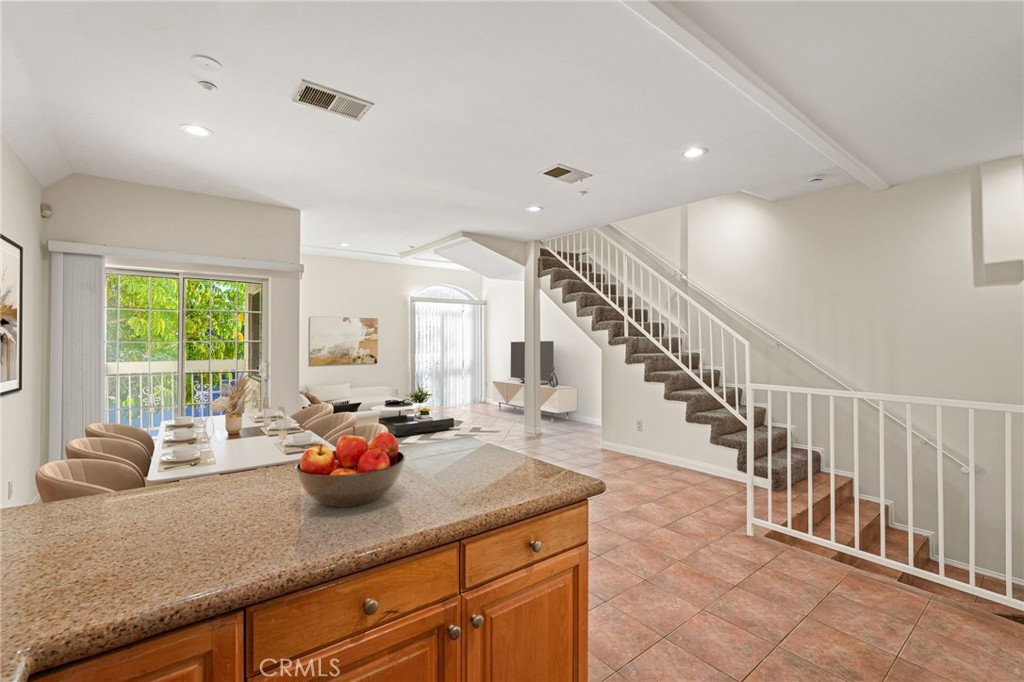 MLS #SR25259795 image #5