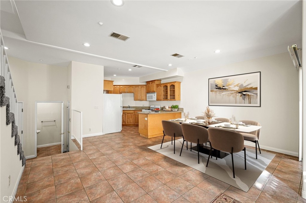 MLS #SR25259795 image #9