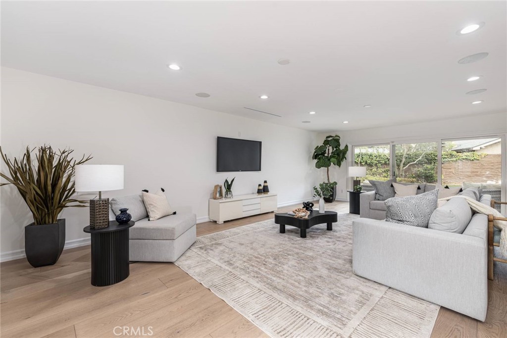 MLS #SR25259816 image #8