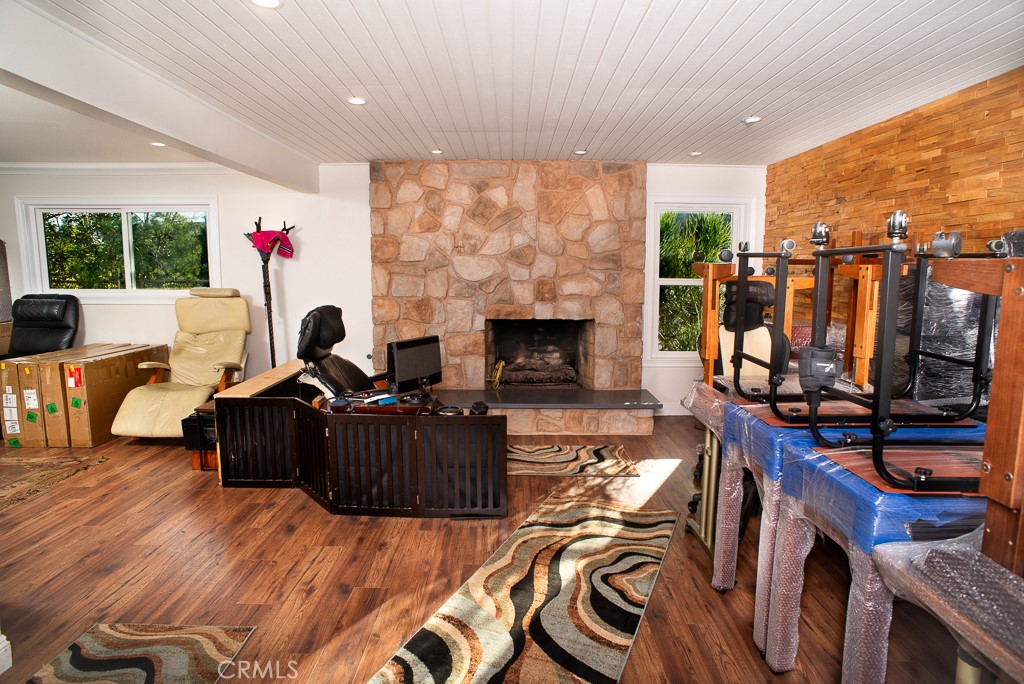 MLS #SR25259898 image #4