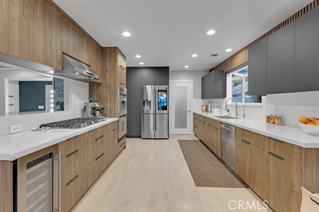 MLS #SR25260016 image #8