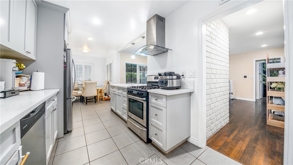 MLS #SR25260024 image #8