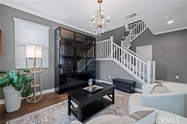 MLS #SR25260070 image #2