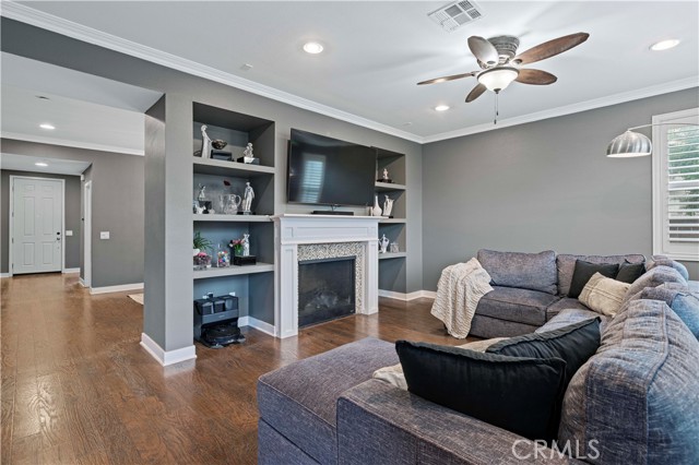 MLS #SR25260070 image #9