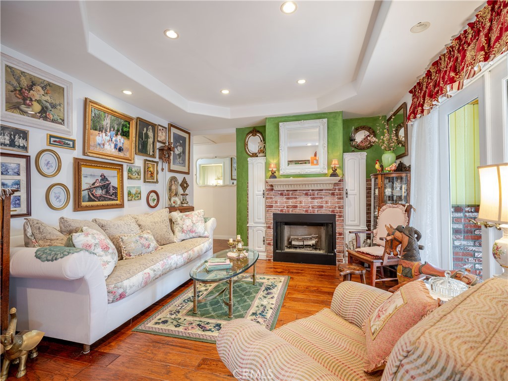 MLS #SR25260108 image #1