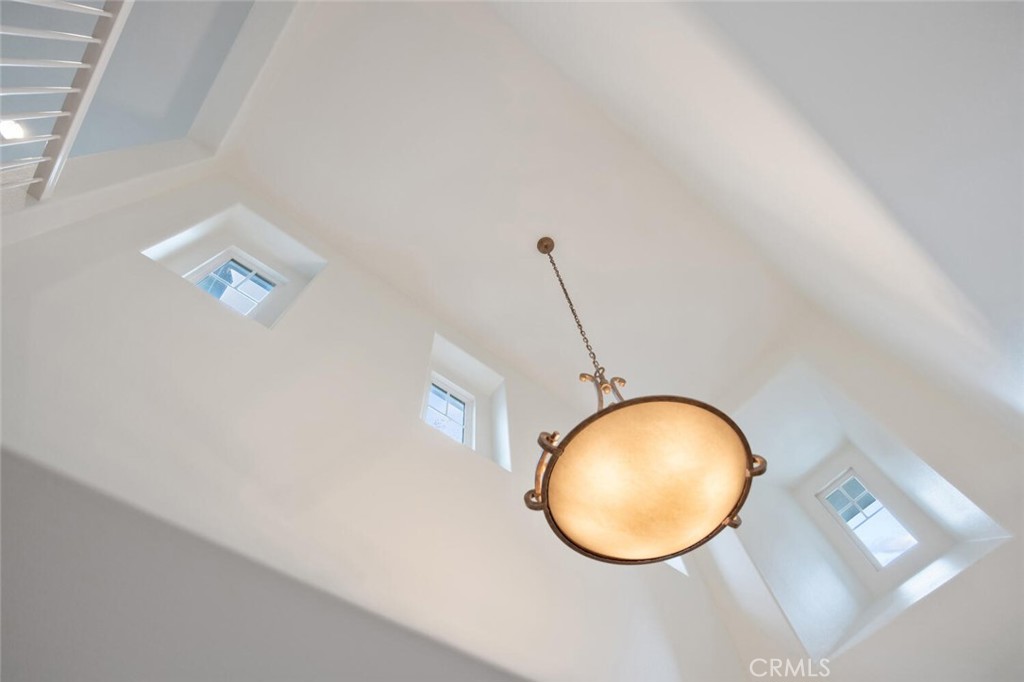 MLS #SR25260156 image #3