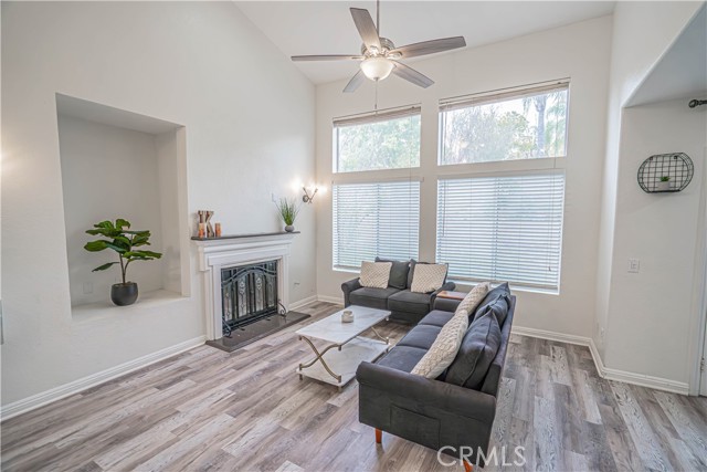 MLS #SR25260221 image #9