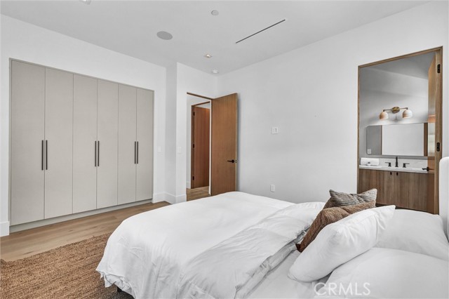 MLS #SR25244514 image #4