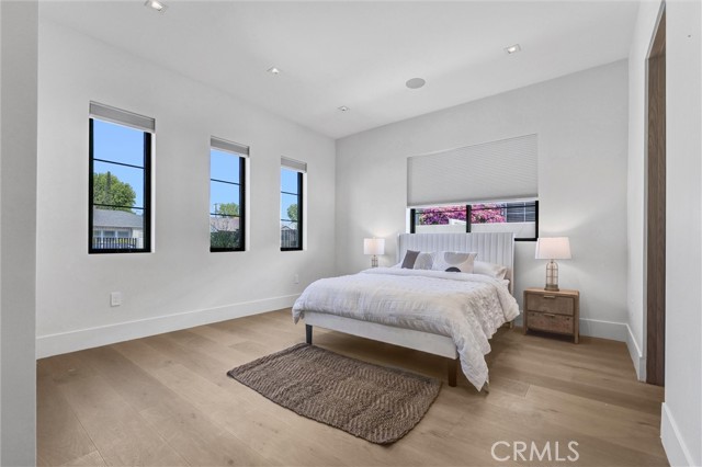 MLS #SR25244514 image #5