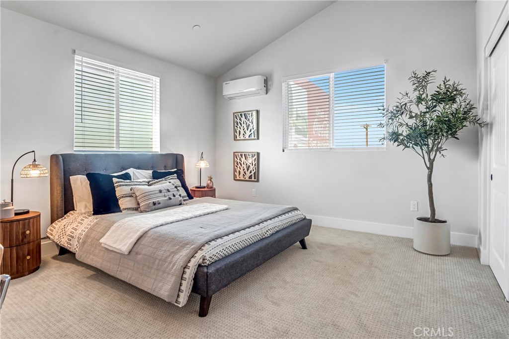 MLS #SR25260270 image #9