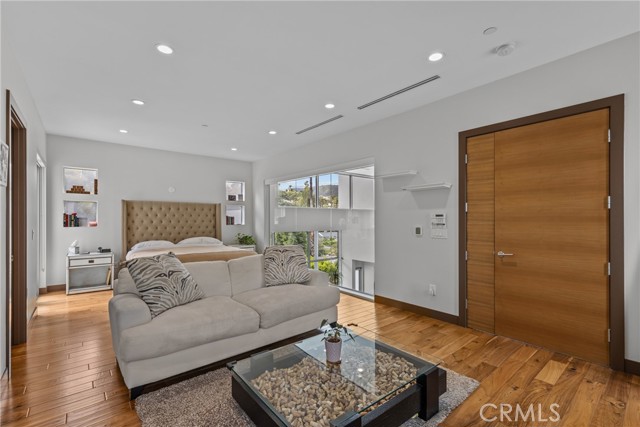 MLS #SR25260301 image #14