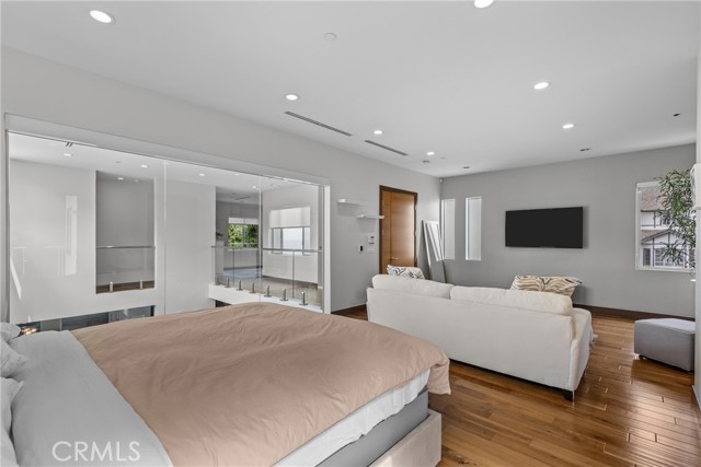 MLS #SR25260301 image #15