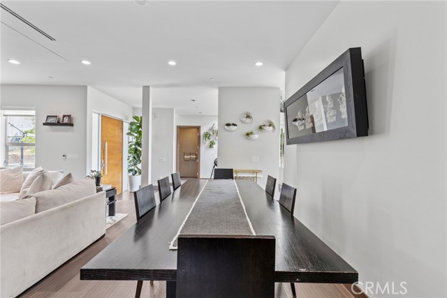 MLS #SR25260301 image #9