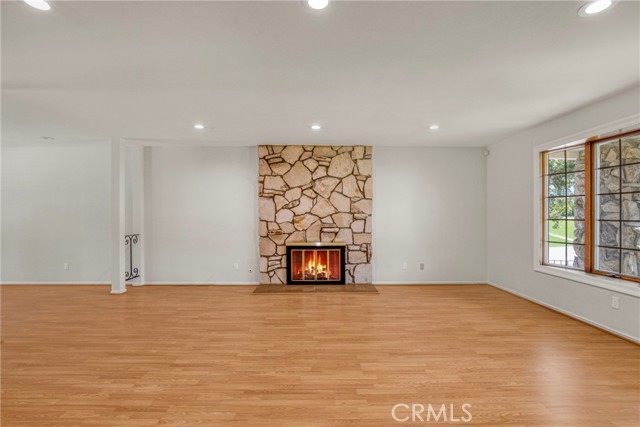 MLS #SR25224400 image #8