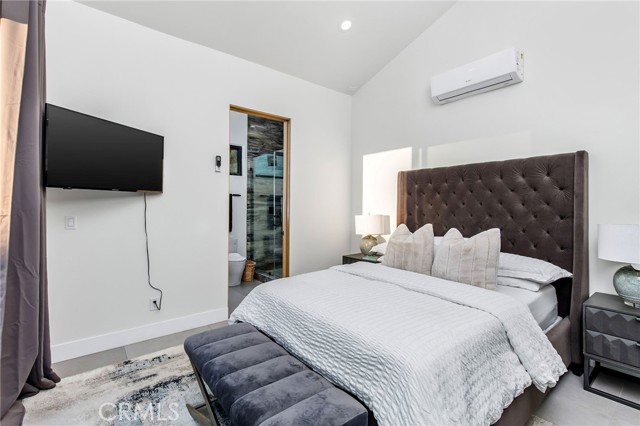 MLS #SR25260377 image #32