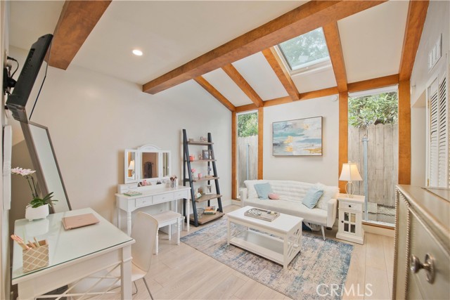 MLS #SR25260391 image #13