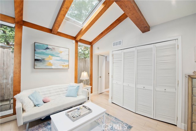 MLS #SR25260391 image #14