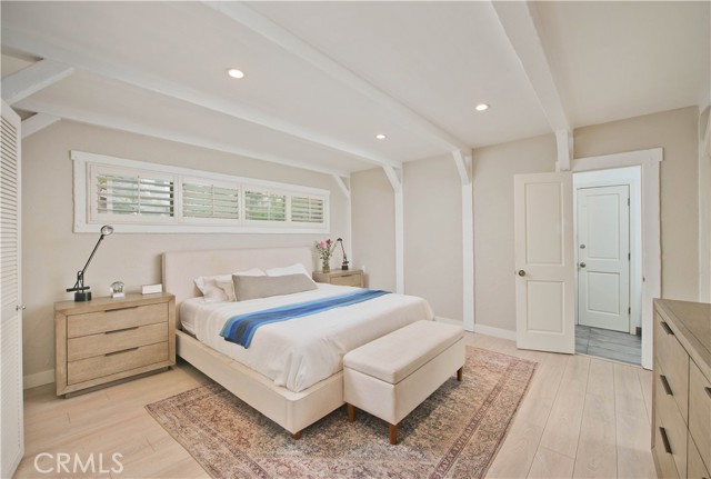 MLS #SR25260391 image #18