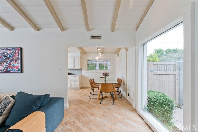 MLS #SR25260391 image #5