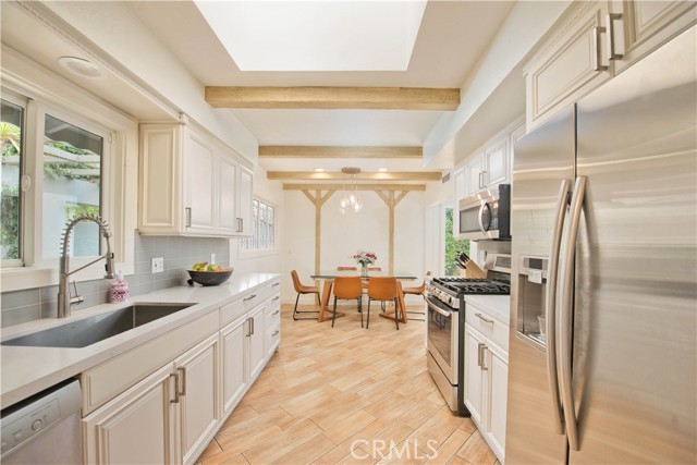 MLS #SR25260391 image #6