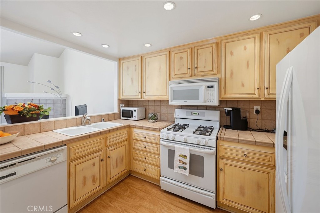 MLS #SR25260409 image #11