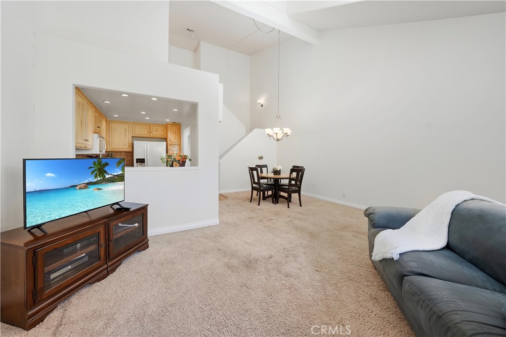 MLS #SR25260409 image #4