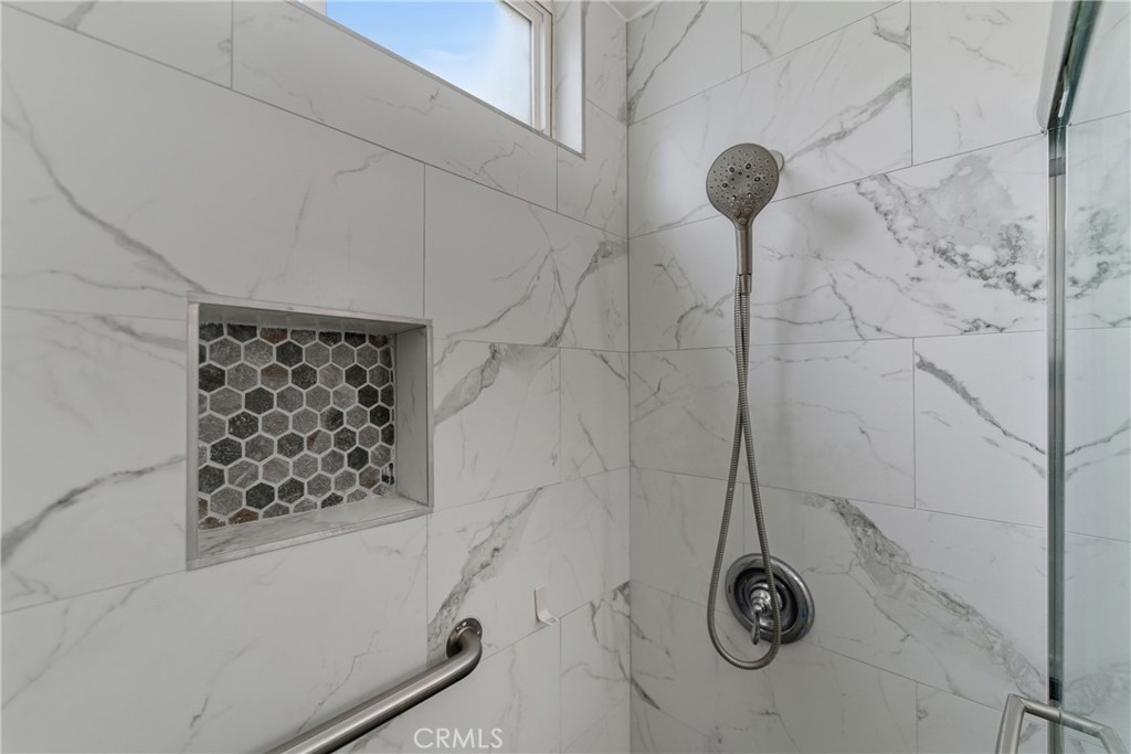 MLS #SR25260428 image #13