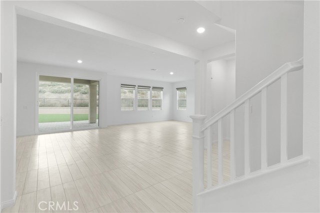 MLS #SR25260436 image #7