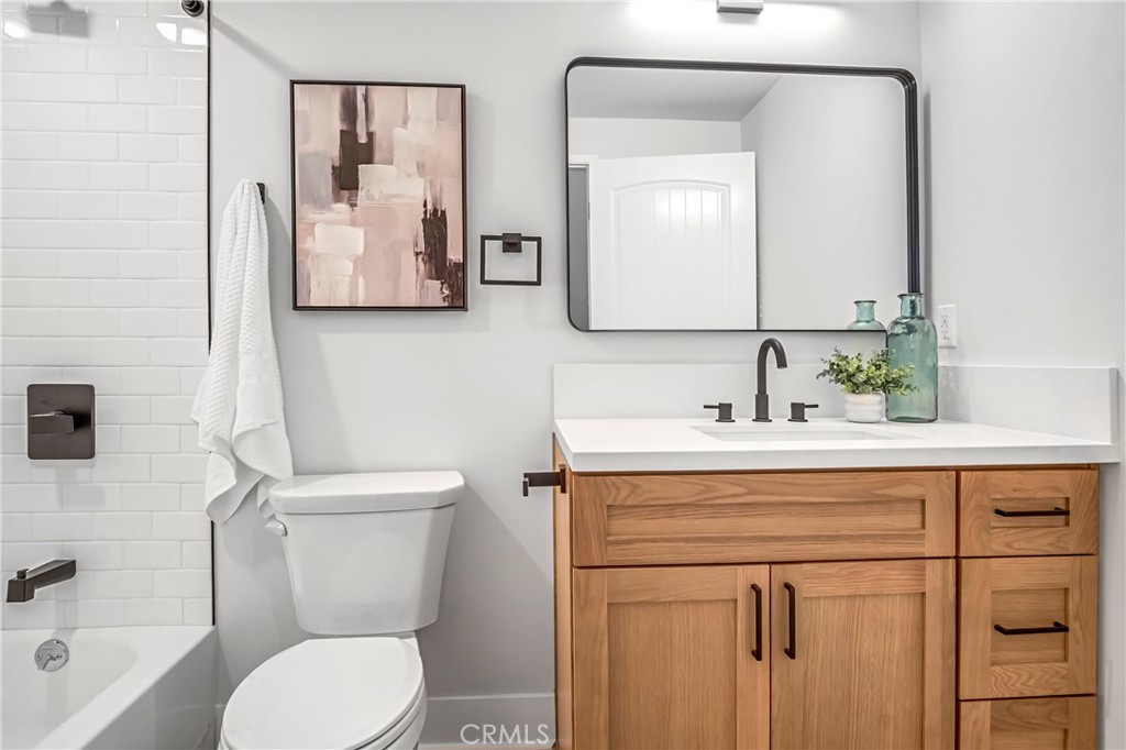 MLS #SR25260437 image #5