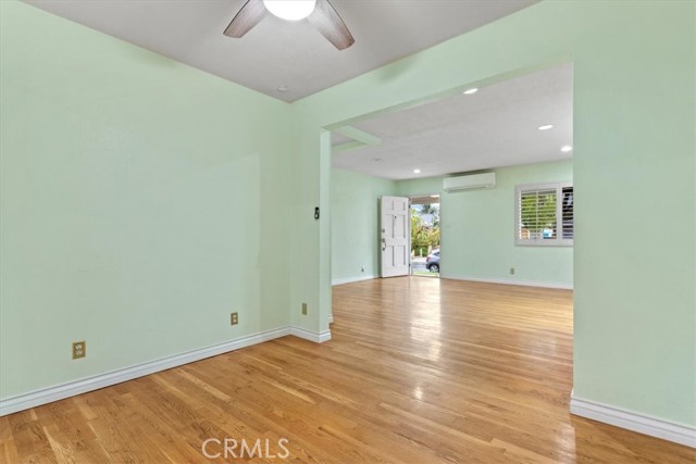 MLS #SR25260443 image #5