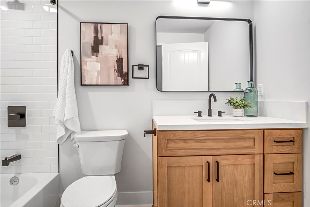 MLS #SR25260449 image #5