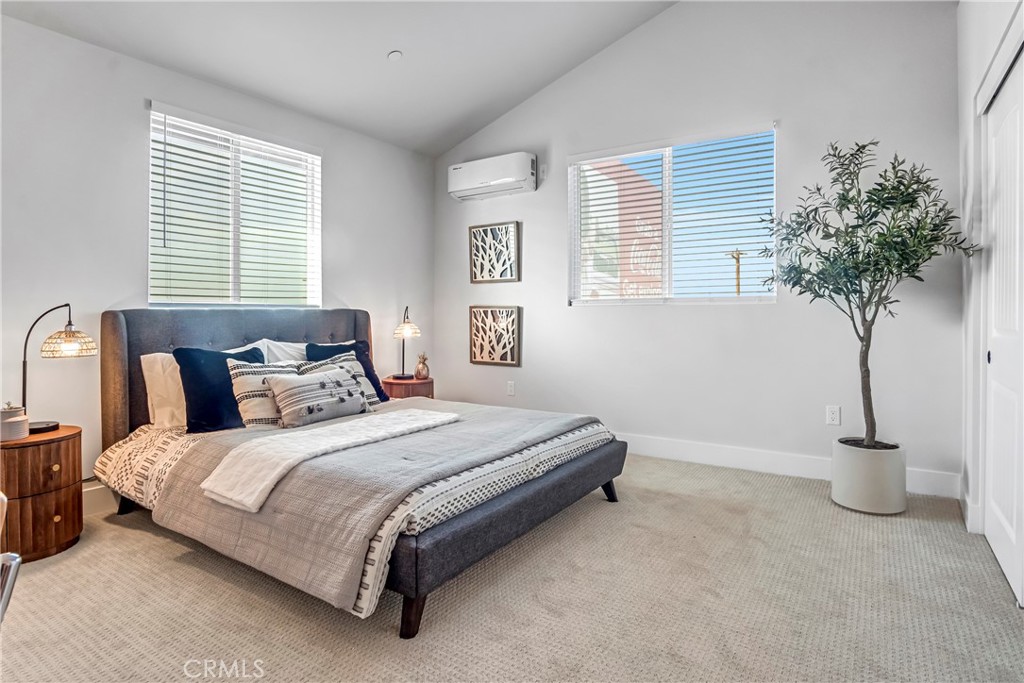 MLS #SR25260449 image #9