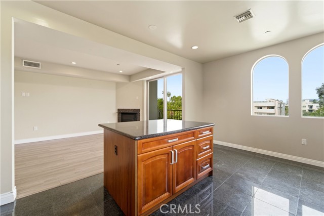 MLS #SR25260457 image #11