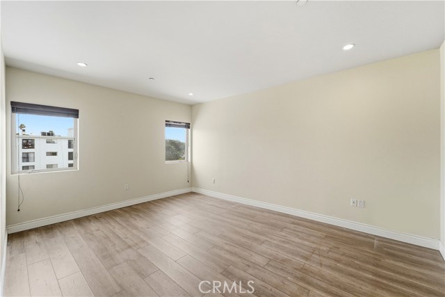 MLS #SR25260457 image #16