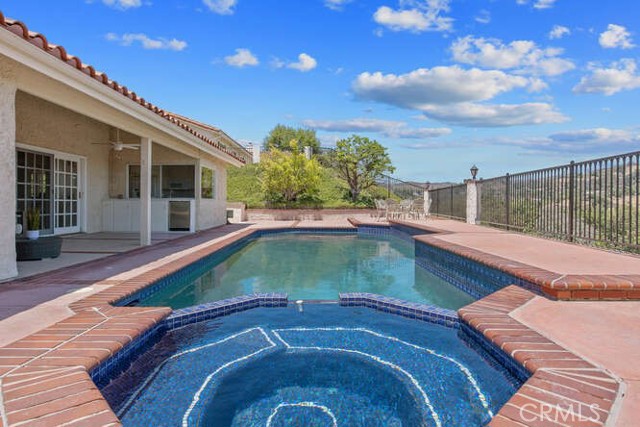 MLS #SR25260484 image #17