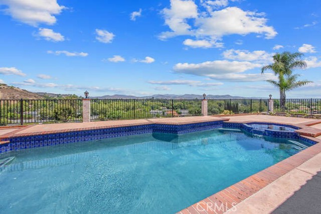 MLS #SR25260484 image #9