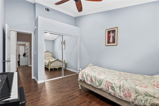 MLS #SR25260550 image #15