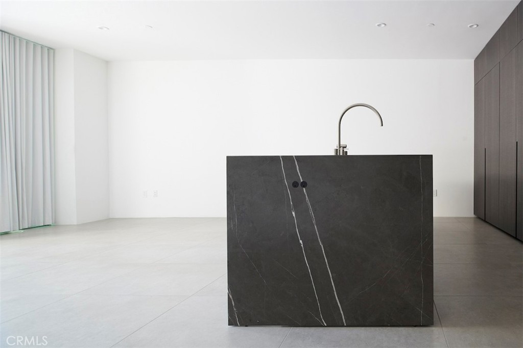 MLS #SR25260553 image #2