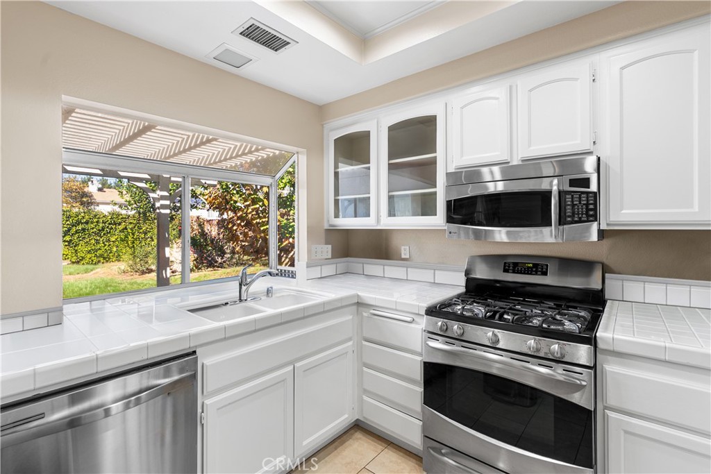 MLS #SR25260565 image #17