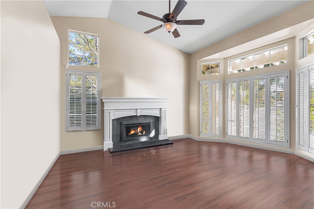 MLS #SR25260565 image #18